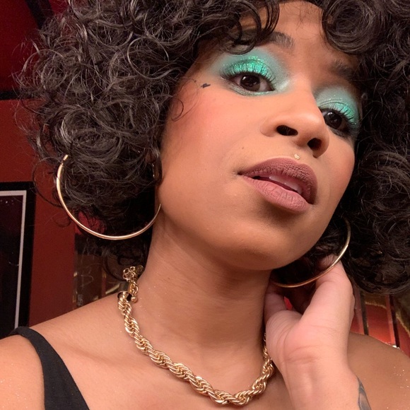 Meet your Posher, Jade elise - Picture 1 of 1